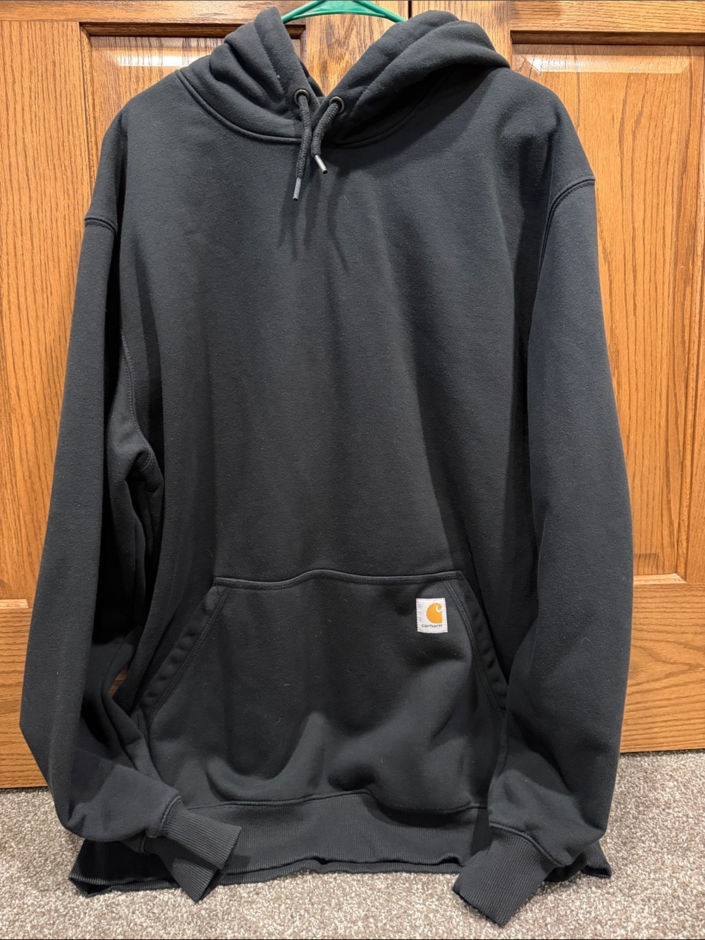 ⭐️Like New⭐️ Men’s Rain Defender Carhartt Black Hoodie size XLT